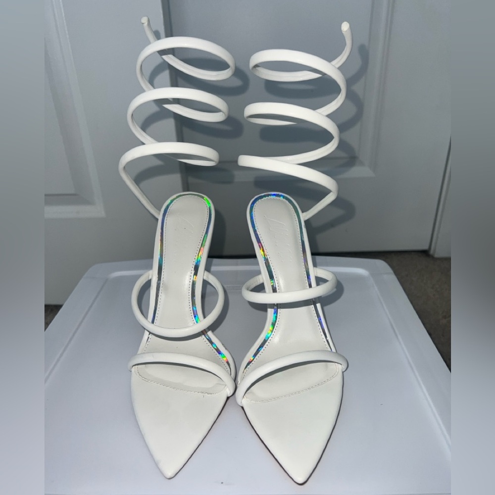 Liliana Spiral Strappy Pointed Toe Stiletto - White Size 8.5